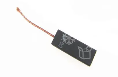 uhlík 6,3 x 11,3 x 32 mm, pár, pro vysavačové motory AMETEK